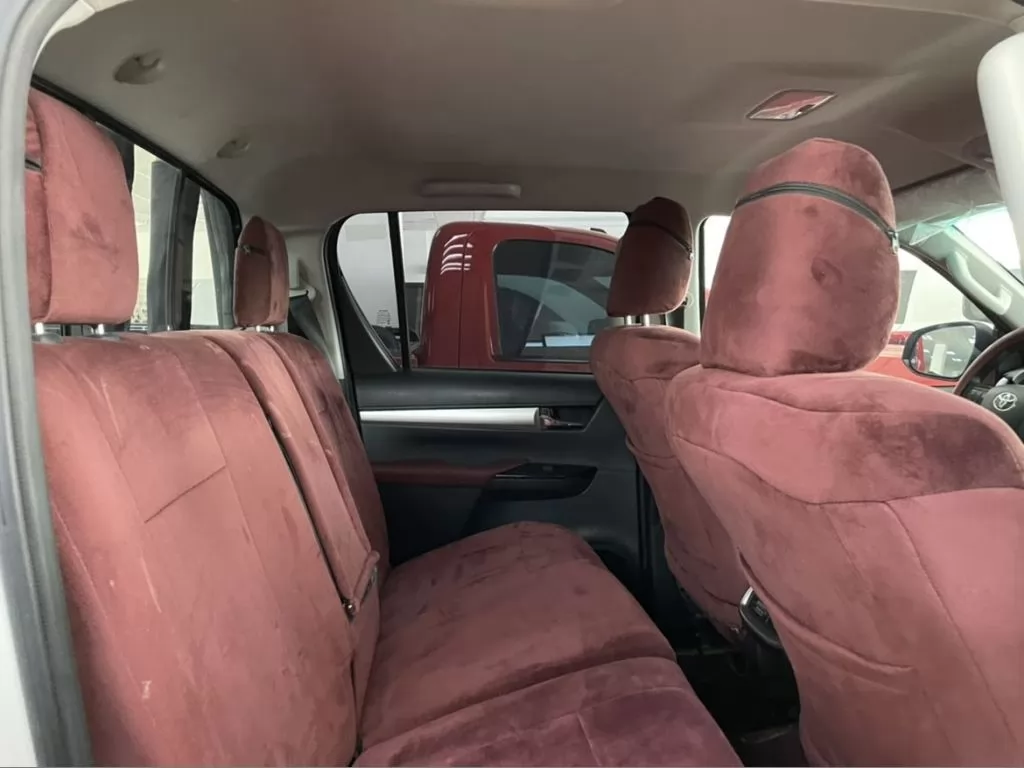 Used Toyota Hilux For Sale in Doha #13177 - 3  image 
